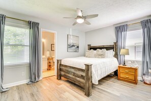 3 habitaciones, tabla de planchar con plancha, internet y ropa de cama