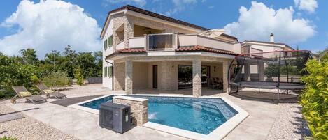 Una piscina climatizada