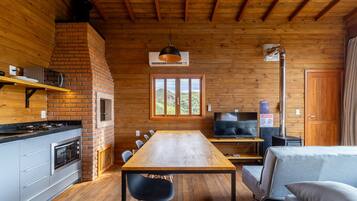 เบสิกชาเลท์ | ภายใน