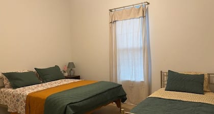 The Tchefuncte - Charming 2-bedroom cottage on Tangipahoa River in Ponchatoula