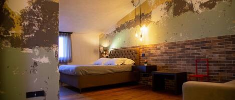 1 Schlafzimmer, Schreibtisch, WLAN, Bettwäsche