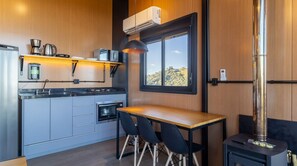 Basic Cabin | Private kitchen