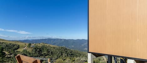 Chalet | Property grounds