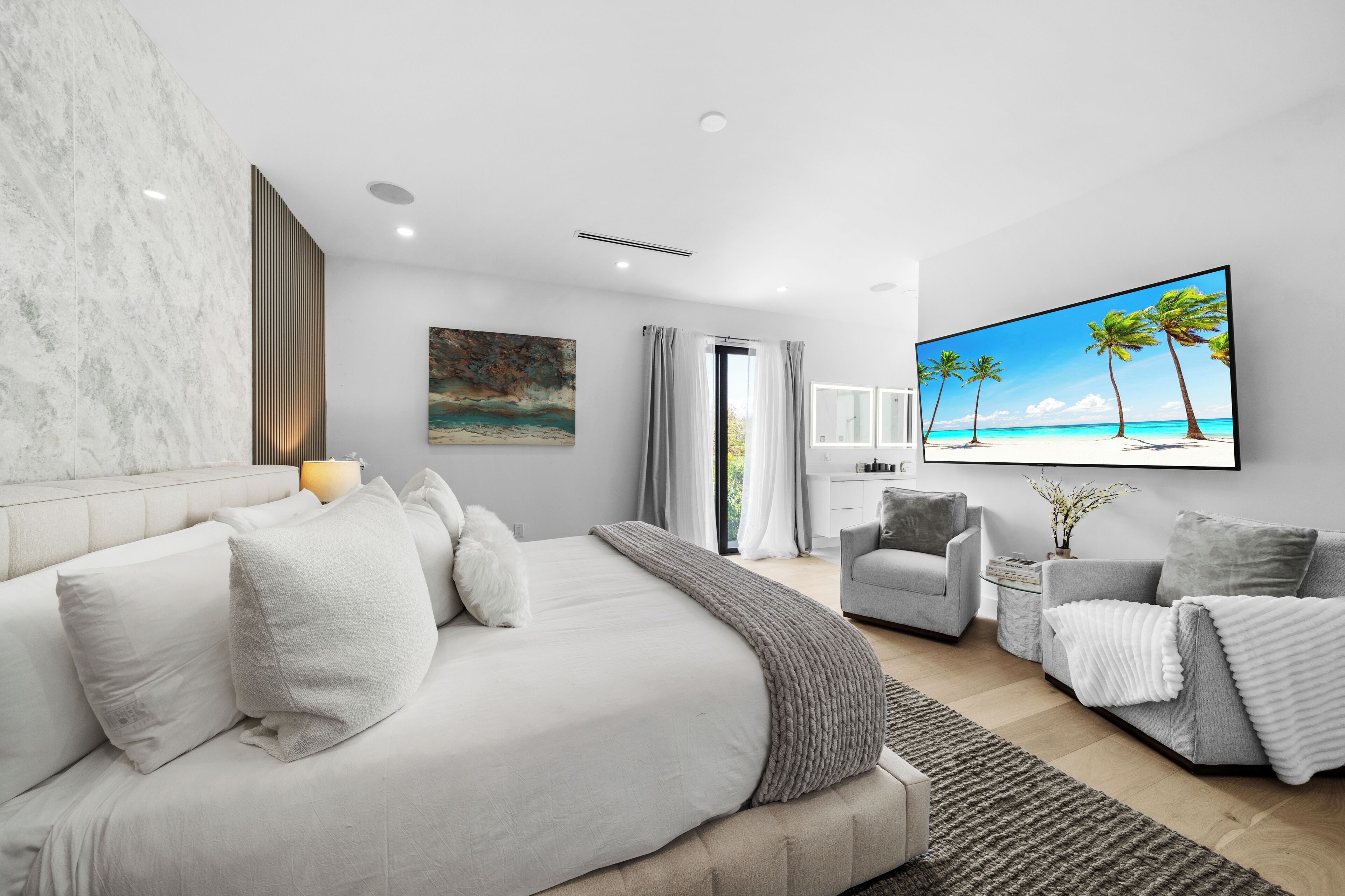 6 chambres, fer et planche à repasser, Wi-Fi gratuit, draps fournis