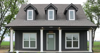 Roll Mill, Steel Bend Guest Houses: Roll Mill