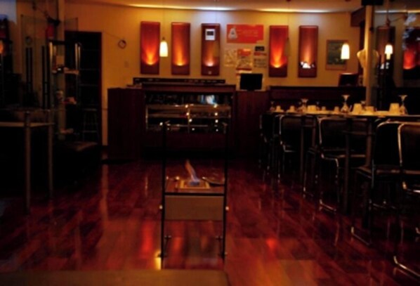 Snack bar