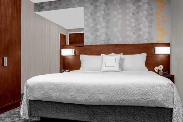 Comfortable Unit with King size bed