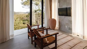 Bungalow | Living area | 50-inch Smart TV with digital channels