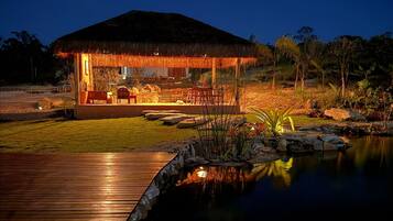 Deluxe Chalet | Property grounds