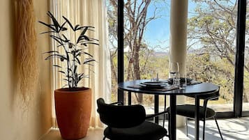 Bungalow | Ruokailu