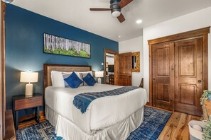 3 habitaciones, escritorio, tabla de planchar con plancha y wifi gratis 