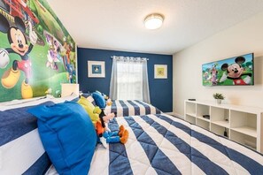 4 dormitorios, tabla de planchar con plancha, Internet y ropa de cama