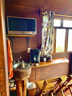 Panoramic Tree House, Mountain View | Dining room