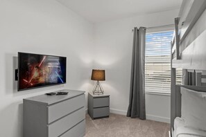 4 chambres, fer et planche à repasser, accès Internet