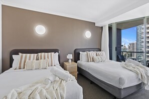 1 bedroom, in-room safe, iron/ironing board, free WiFi