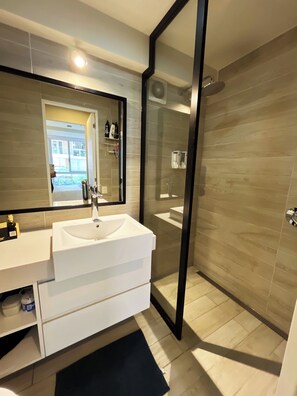 Hair dryer, towels, soap, toilet paper