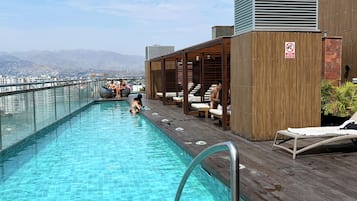 Piscine extérieure, piscine chauffée