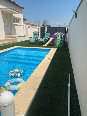 Pool - Villa 8 people 2 babies clim swimming pool and free parking. (Piolenc)