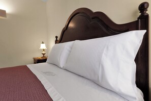 3 chambres, fer et planche à repasser, accès Internet, draps fournis