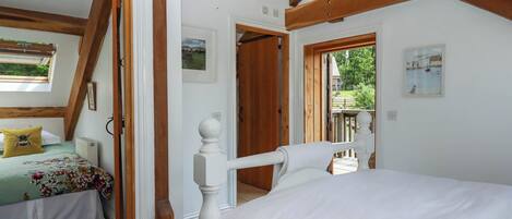 1 غرفة نوم وبديكورات فريدة لكل غرفة وطراز فريد لكل وحدة