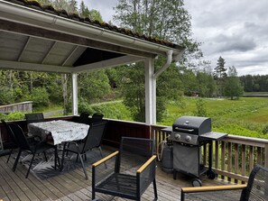 屋外ダイニングエリア