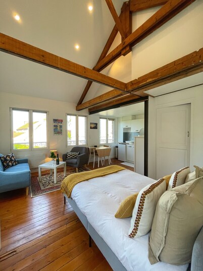 Rent studio - sleeps 2 - near Senlis and Charles-de-Gaulle Airport