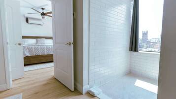 2 bedrooms, iron/ironing board, travel crib, WiFi