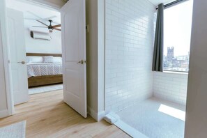 2 Schlafzimmer, Bügeleisen/Bügelbrett, Reisekinderbett, WLAN