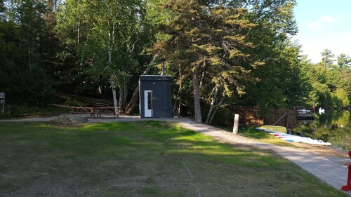 Sweet Little Cabin with a View