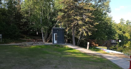 Sweet Little Cabin with a View