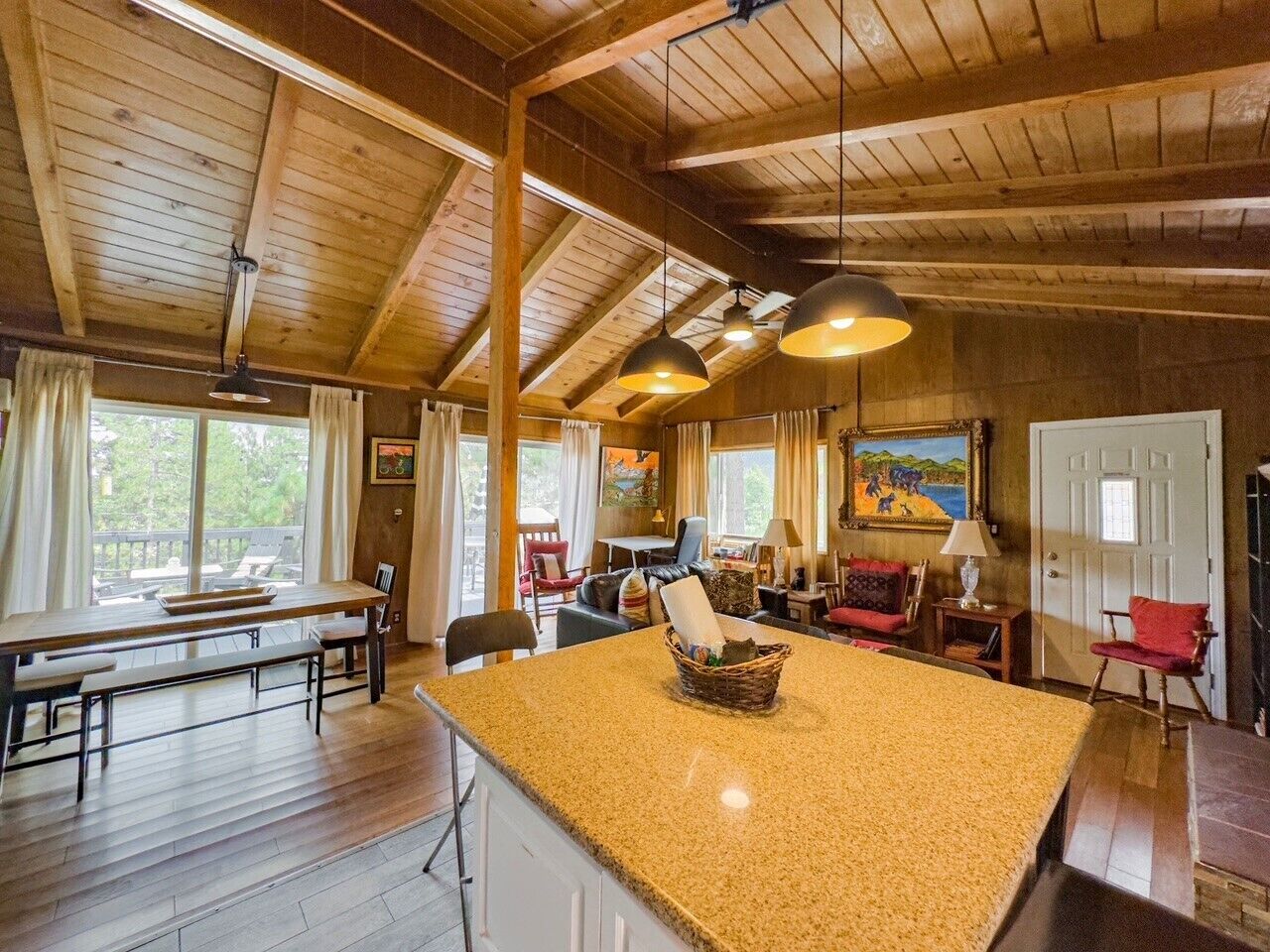 Τηλεόραση με επίπεδη οθόνη