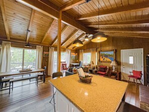 Télévision à écran plat