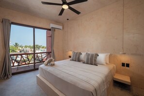 Habitación Deluxe, 1 cama King size | Caja de seguridad en la habitación y wifi gratis