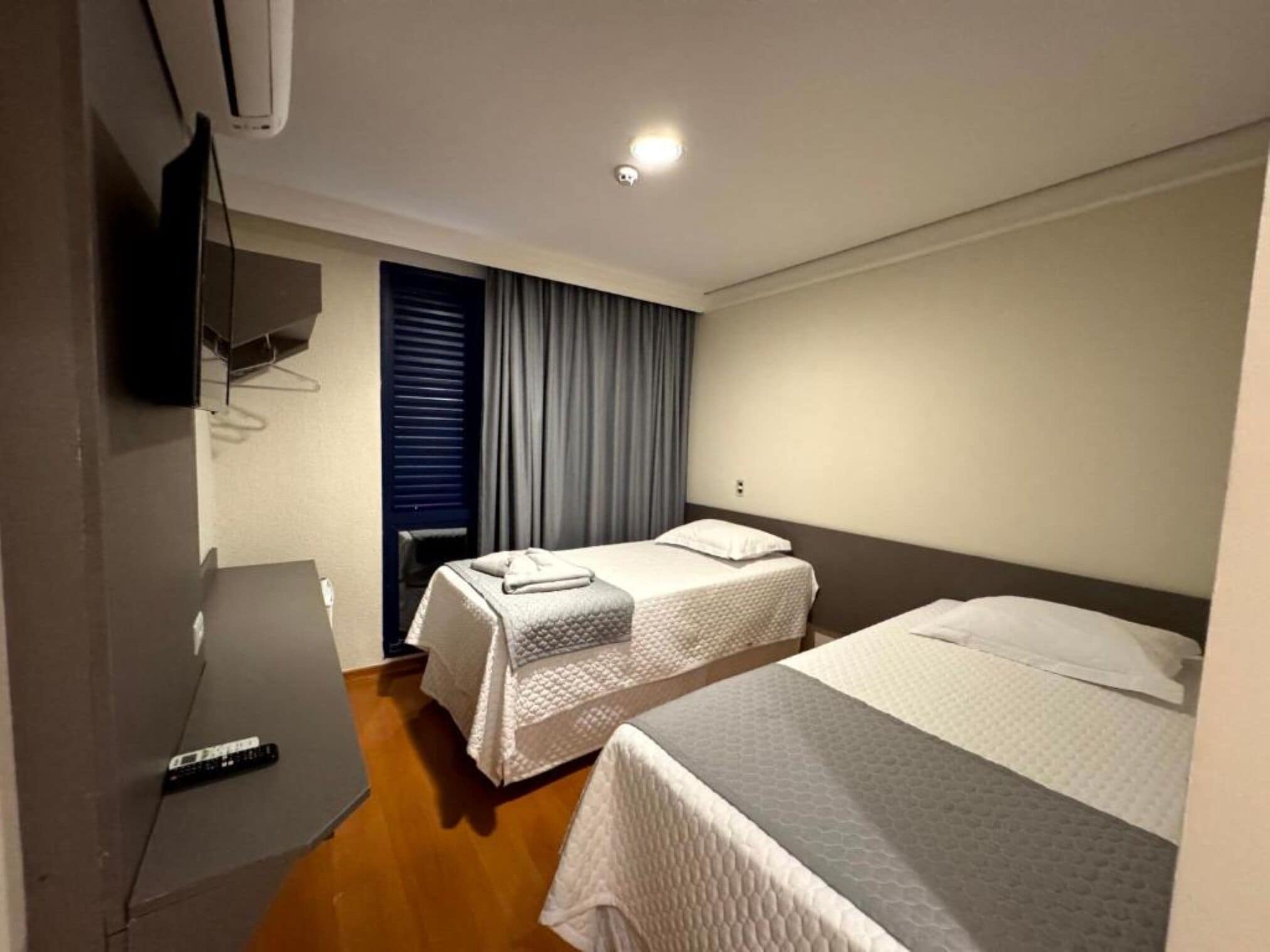 Superior Twin Room, 2 Twin Beds | Laptop workspace, free WiFi, bed sheets