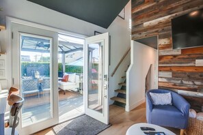 Télévision, cheminée