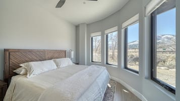 华丽公寓 | 笔记本电脑工作区、免费 WiFi