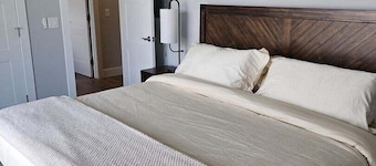 Mayfly Hotel