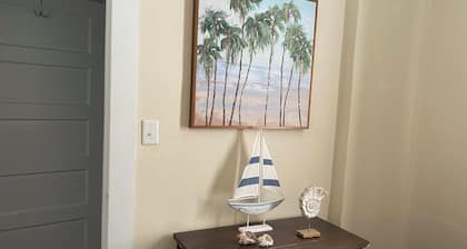 Charming Historic Cottage with Cozy Porch and Garden Retreat