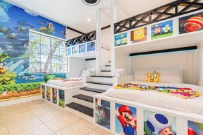 Individually decorated, individually furnished, iron/ironing board - Super Mario Retreat Dream Getaway (Indio)