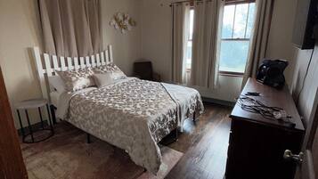 5 quartos, ferros/tábuas de passar roupa, Wi-Fi de cortesia