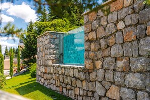 Property grounds - Horizon Villa | Luxurious Lakefront Retreat (Shiroka)