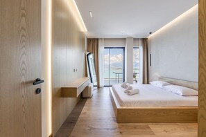 4 bedrooms, iron/ironing board, free WiFi, bed sheets - Horizon Villa | Luxurious Lakefront Retreat (Shiroka)