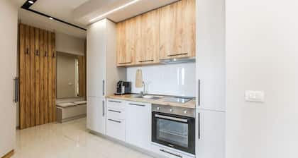 Olivia's Apartment | 24