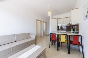TV - Orikum Seaview Family Stay (Orikum)