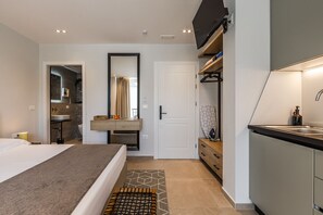 1 chambre, fer et planche à repasser, Wi-Fi, literie fournie