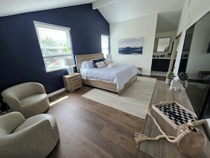 4 chambres, fer et planche à repasser, Wi-Fi, draps fournis