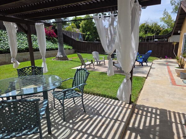 Outdoor dining