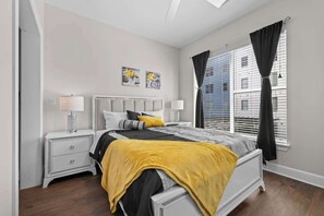 Iron/ironing board, WiFi, bed sheets