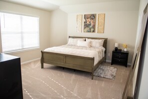 4 bedrooms, desk, iron/ironing board, travel crib