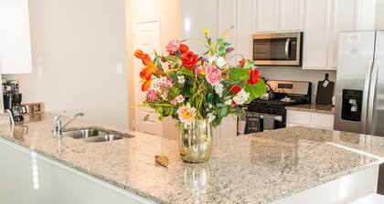Spacious 4-bedroom house in beautiful Conroe with King Suite